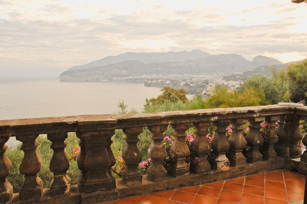 Hotel La Badia Sorrento Exterior photo