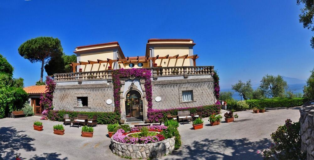 Hotel La Badia Sorrento Exterior photo