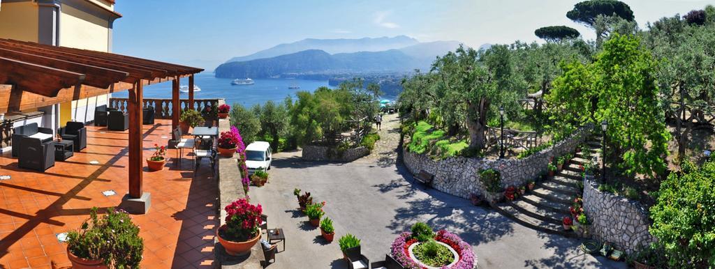 Hotel La Badia Sorrento Exterior photo